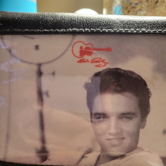 Elvis Presley small ID and credit card case - Picture 1 of 3